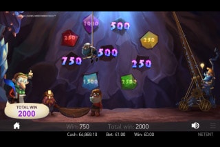 Fairytale Legends Mirror Mirror Slot Instant Win