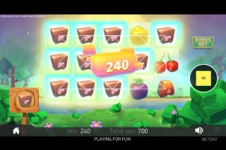 Strolling Staxx Slot Respins