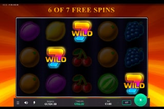 Super Sevens Slot Wilds