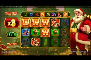 Piles of Presents Free Spins Bonus with Multipliers